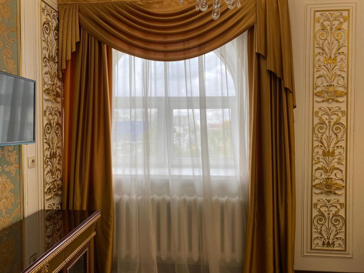Lion Hotel Astana Exteriör bild